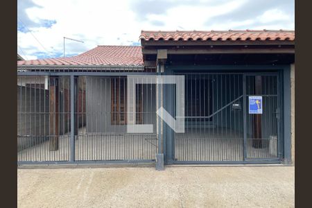 Casa à venda com 120m², 2 quartos e 2 vagasFachada