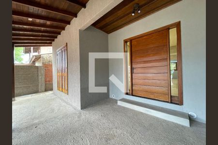 Casa à venda com 120m², 2 quartos e 2 vagasÁrea Externa