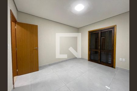 Casa à venda com 120m², 2 quartos e 2 vagasQuarto 2