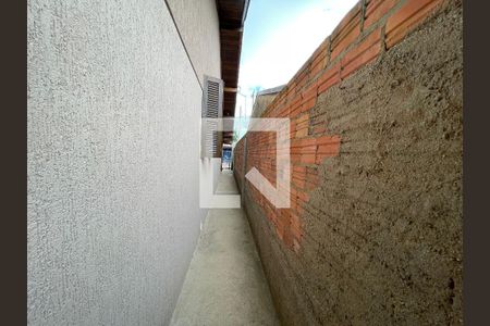 Casa à venda com 120m², 2 quartos e 2 vagasÁrea Externa