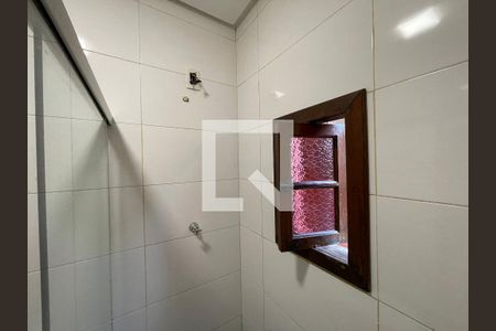 Casa à venda com 120m², 2 quartos e 2 vagasBanheiro