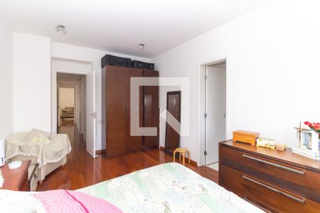 Apartamento à venda com 151m², 3 quartos e 3 vagas Apartamento à venda com 151m², 3 quartos e 3 vagasSuíte 1