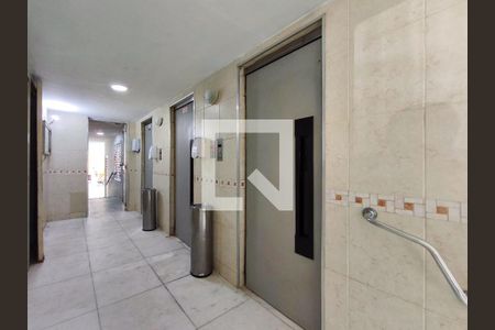 Apartamento à venda com 57m², 3 quartos e 1 vaga Apartamento à venda com 57m², 3 quartos e 1 vagaÁrea comum