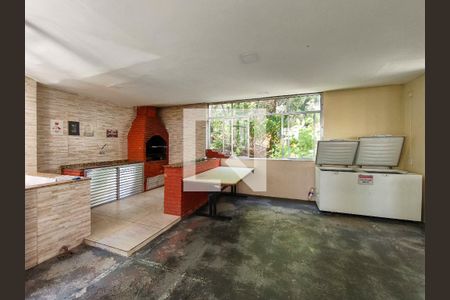 Apartamento à venda com 57m², 3 quartos e 1 vaga Apartamento à venda com 57m², 3 quartos e 1 vagaÁrea comum - Churrasqueira