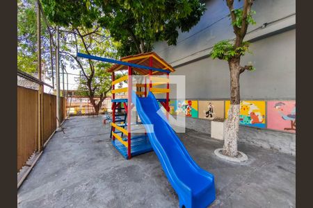 Apartamento à venda com 57m², 3 quartos e 1 vaga Apartamento à venda com 57m², 3 quartos e 1 vagaÁrea comum - Playground