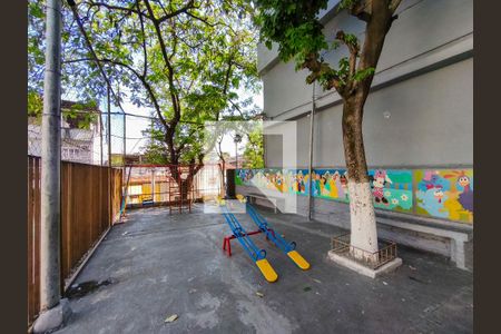 Apartamento à venda com 57m², 3 quartos e 1 vaga Apartamento à venda com 57m², 3 quartos e 1 vagaÁrea comum - Playground