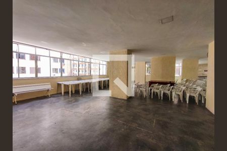 Apartamento à venda com 57m², 3 quartos e 1 vaga Apartamento à venda com 57m², 3 quartos e 1 vagaÁrea comum