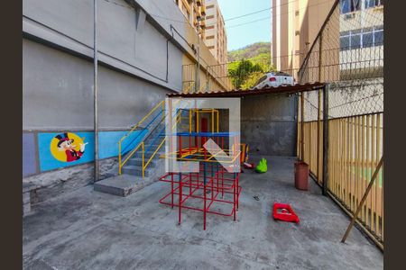 Apartamento à venda com 57m², 3 quartos e 1 vaga Apartamento à venda com 57m², 3 quartos e 1 vagaÁrea comum - Playground