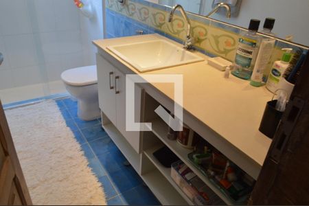 Casa à venda com 318m², 4 quartos e 4 vagasBanheiro