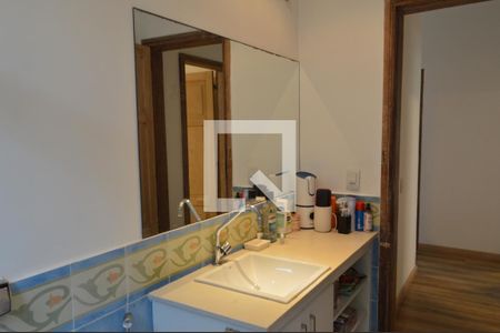 Casa à venda com 318m², 4 quartos e 4 vagasBanheiro