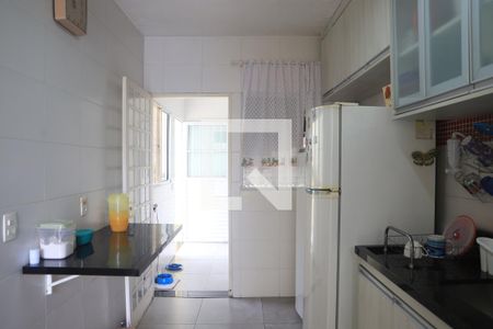 Casa à venda com 140m², 4 quartos e 2 vagasCozinha