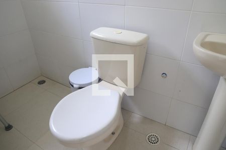 Casa à venda com 140m², 4 quartos e 2 vagasBanheiro de Serviço