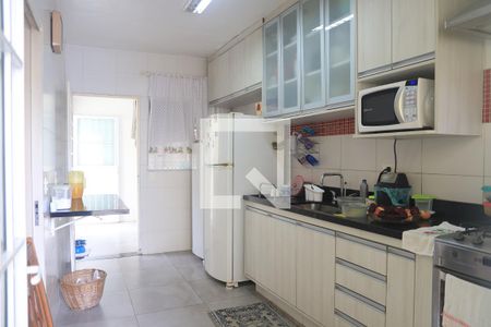 Casa à venda com 140m², 4 quartos e 2 vagasCozinha