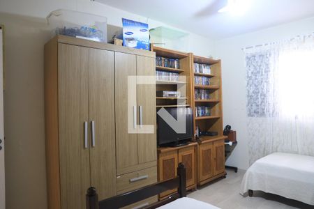 Casa à venda com 140m², 4 quartos e 2 vagasQuarto