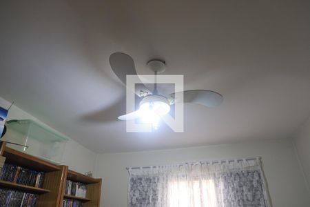 Casa à venda com 140m², 4 quartos e 2 vagasQuarto