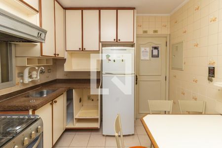 Apartamento à venda com 89m², 3 quartos e 2 vagas Apartamento à venda com 89m², 3 quartos e 2 vagasCozinha