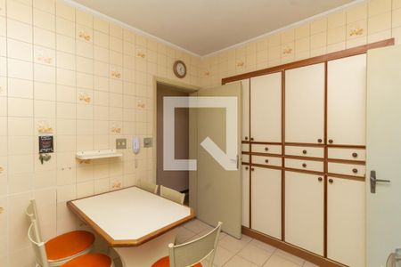 Apartamento à venda com 89m², 3 quartos e 2 vagas Apartamento à venda com 89m², 3 quartos e 2 vagasCozinha