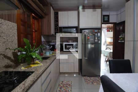 Casa à venda com 200m², 3 quartos e 5 vagasCozinha 