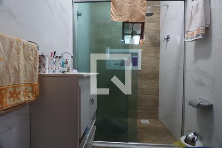 Casa à venda com 200m², 3 quartos e 5 vagasBanheiro 1
