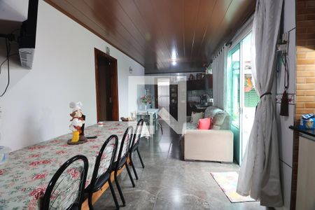 Casa à venda com 200m², 3 quartos e 5 vagasÁrea comum - Churrasqueira