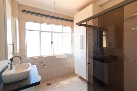 Apartamento para alugar com 110m², 3 quartos e sem vaga Apartamento para alugar com 110m², 3 quartos e sem vagaBanheiro
