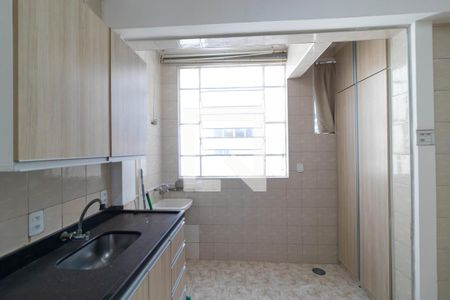 Apartamento para alugar com 110m², 3 quartos e sem vaga Apartamento para alugar com 110m², 3 quartos e sem vagaCozinha