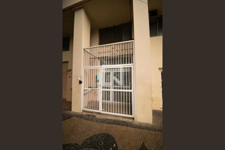 Apartamento para alugar com 110m², 3 quartos e sem vaga Apartamento para alugar com 110m², 3 quartos e sem vagaFachada