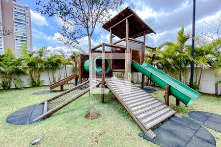 Apartamento à venda com 128m², 3 quartos e 2 vagasÁrea comum - Playground