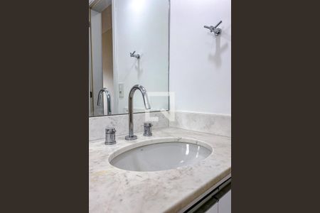 Apartamento à venda com 128m², 3 quartos e 2 vagasBanheiro da Suíte 3