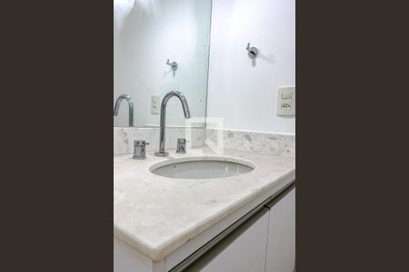 Apartamento à venda com 128m², 3 quartos e 2 vagasBanheiro da Suíte 2