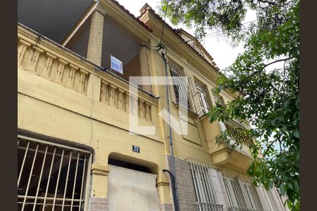Casa à venda com 150m², 4 quartos e sem vaga Casa à venda com 150m², 4 quartos e sem vagaFachada