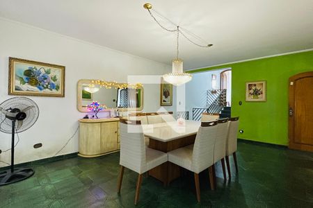 Casa à venda com 300m², 4 quartos e 6 vagasSala de Jantar