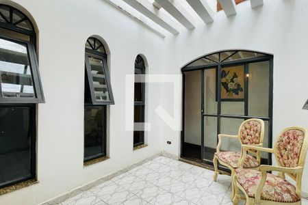 Casa à venda com 300m², 4 quartos e 6 vagasJardim de Inverno