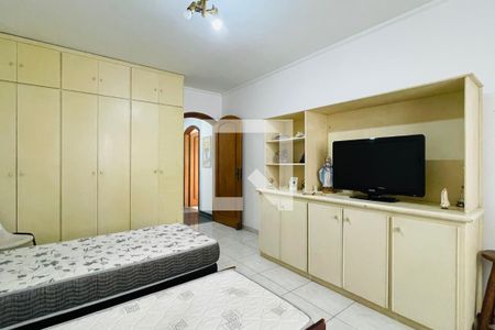 Casa à venda com 300m², 4 quartos e 6 vagasSuíte 3