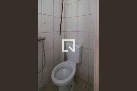 Apartamento à venda com 85m², 2 quartos e sem vaga Apartamento à venda com 85m², 2 quartos e sem vagaBanheiro de Serviço
