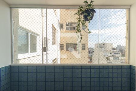 Apartamento à venda com 97m², 2 quartos e sem vaga Apartamento à venda com 97m², 2 quartos e sem vagaLavanderia