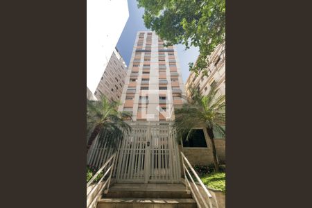 Apartamento à venda com 97m², 2 quartos e sem vaga Apartamento à venda com 97m², 2 quartos e sem vagaFachada