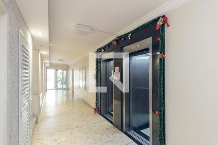 Apartamento à venda com 97m², 2 quartos e sem vaga Apartamento à venda com 97m², 2 quartos e sem vagaÁrea comum - Hall Social