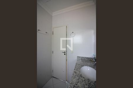 Casa à venda com 201m², 3 quartos e 2 vagasQuarto 2 - Suíte Banheiro 