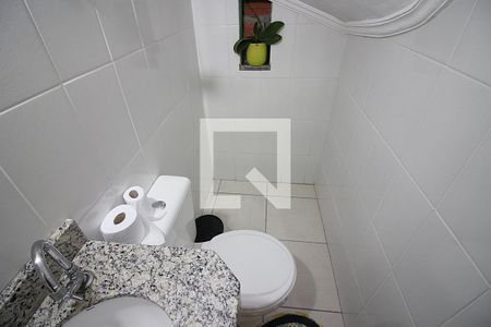 Casa à venda com 201m², 3 quartos e 2 vagasLavabo