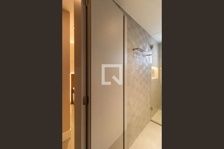 Apartamento para alugar com 55m², 2 quartos e 2 vagas Apartamento para alugar com 55m², 2 quartos e 2 vagasBanheiro da Suíte