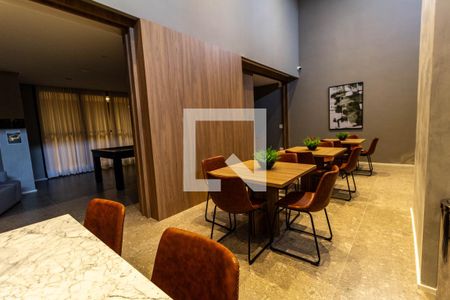 Apartamento para alugar com 55m², 2 quartos e 2 vagas Apartamento para alugar com 55m², 2 quartos e 2 vagasÁrea Comum - Salão de Festas