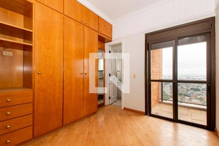 Apartamento à venda com 240m², 4 quartos e 5 vagas