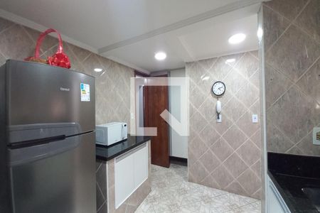 Casa à venda com 480m², 3 quartos e 2 vagas Casa à venda com 480m², 3 quartos e 2 vagasCozinha