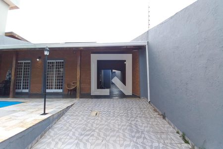 Casa à venda com 480m², 3 quartos e 2 vagas Casa à venda com 480m², 3 quartos e 2 vagasGaragem