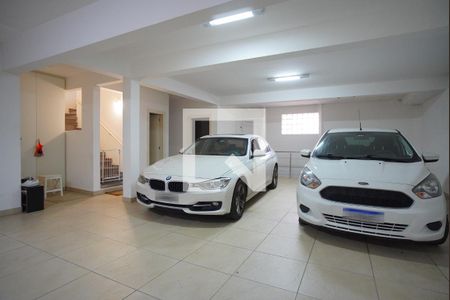 Casa à venda com 453m², 4 quartos e 4 vagasGaragem