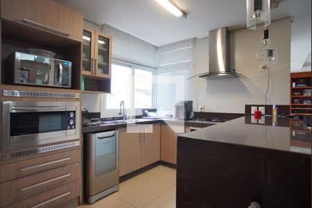 Casa à venda com 453m², 4 quartos e 4 vagasCozinha