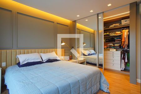 Casa à venda com 453m², 4 quartos e 4 vagasSuíte 3 - Segundo Andar