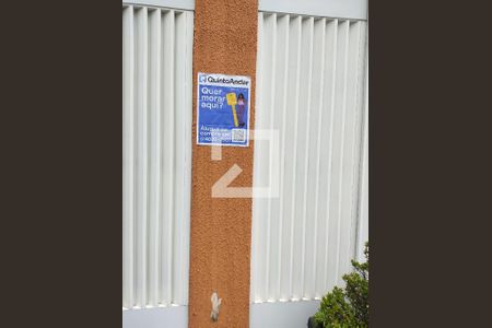 Casa de condomínio à venda com 140m², 3 quartos e 3 vagas Casa de condomínio à venda com 140m², 3 quartos e 3 vagasplaquinha