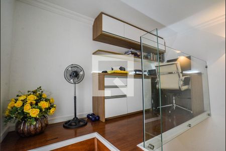 Casa de condomínio à venda com 140m², 3 quartos e 3 vagas Casa de condomínio à venda com 140m², 3 quartos e 3 vagasEscritório